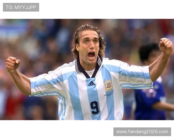 1986年世界杯足球赛的明星球员与最佳表现分析