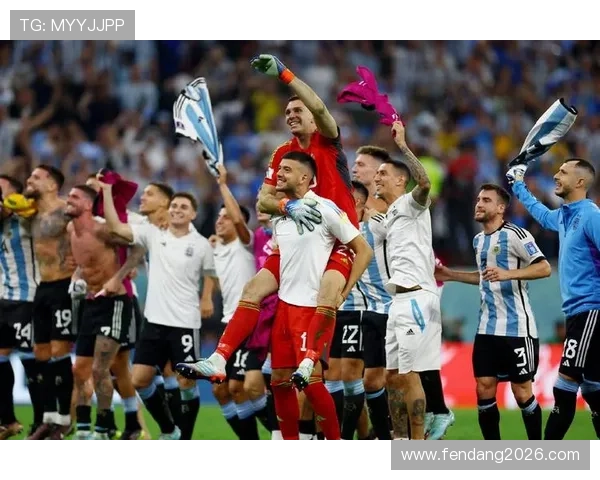 世界杯历史发展脉络:关键赛事与里程碑事件回顾 世界杯历史发展脉络:关键赛事与里程碑事件回顾